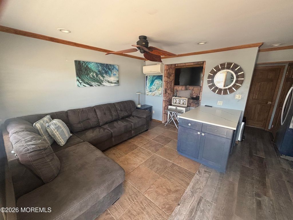 100 24th Avenue 5, Seaside Park, NJ 08752