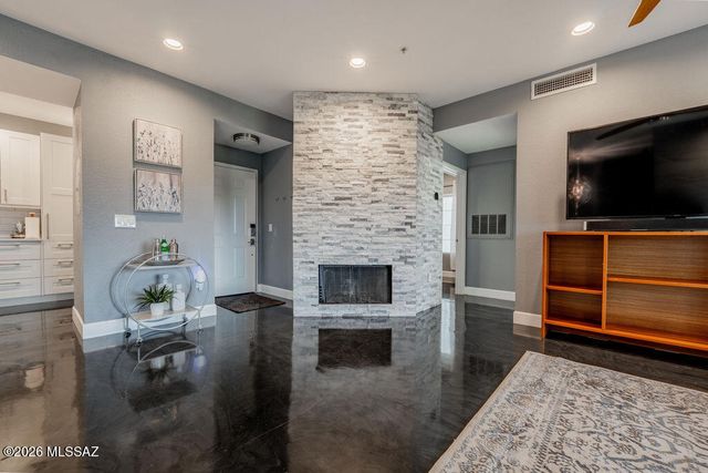 1500 E Pusch Wilderness Dr Unit 7201, Tucson, AZ 85737