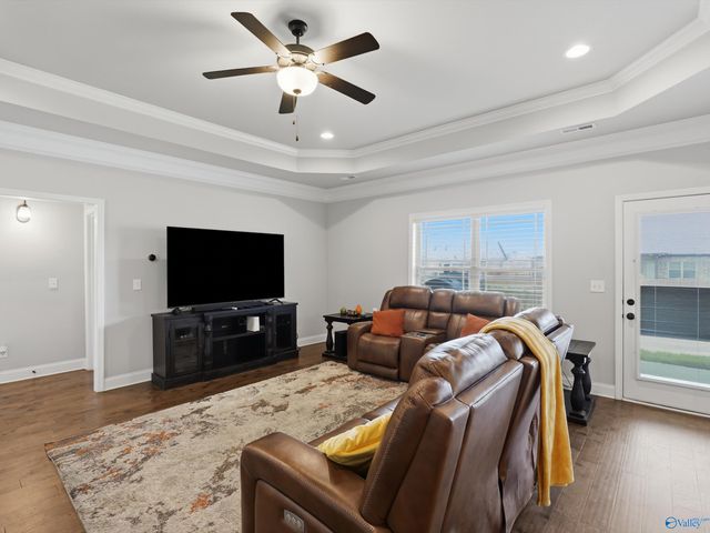 106 Ivy Vine Drive, Toney, AL 35773