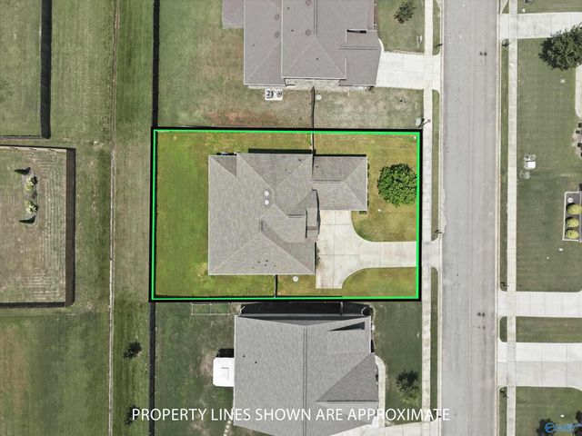 106 Ivy Vine Drive, Toney, AL 35773