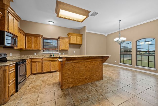 6901 King George Pl, Corpus Christi, TX 78414