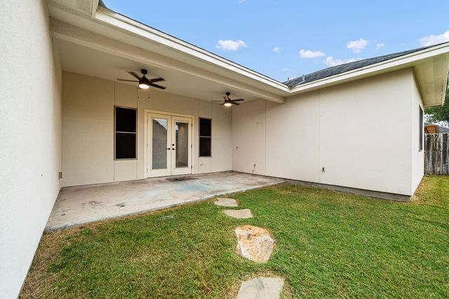 6901 King George Pl, Corpus Christi, TX 78414