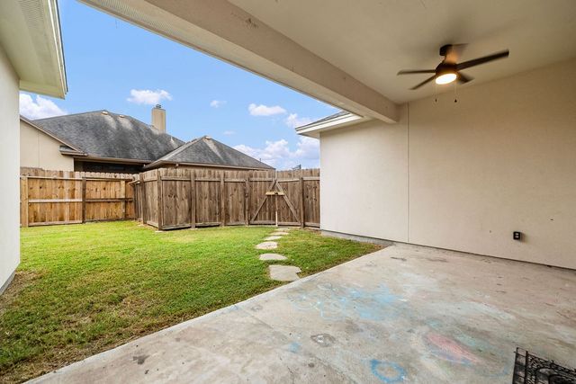 6901 King George Pl, Corpus Christi, TX 78414