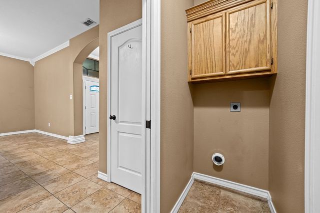 6901 King George Pl, Corpus Christi, TX 78414