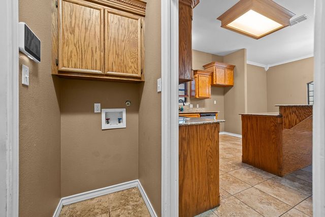 6901 King George Pl, Corpus Christi, TX 78414