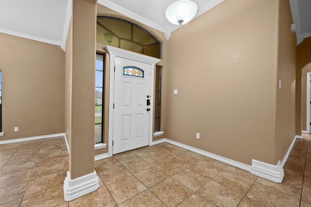 6901 King George Pl, Corpus Christi, TX 78414