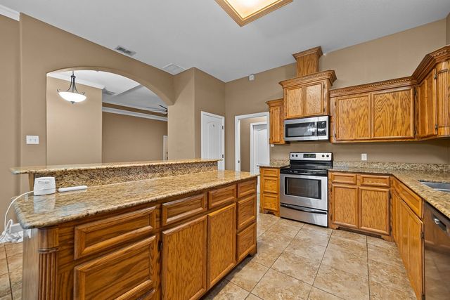 6901 King George Pl, Corpus Christi, TX 78414
