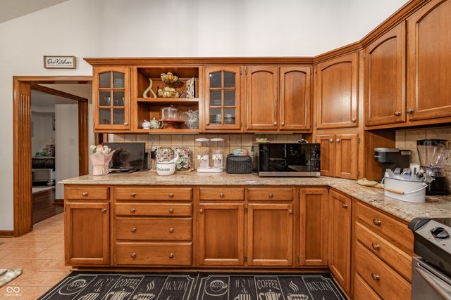 1517 Cherry Tree Road, Avon, IN 46123