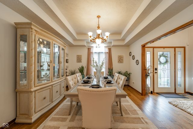1517 Cherry Tree Road, Avon, IN 46123