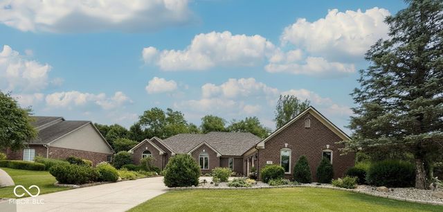 1517 Cherry Tree Road, Avon, IN 46123