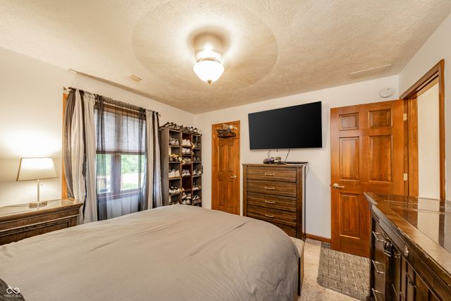 1517 Cherry Tree Road, Avon, IN 46123