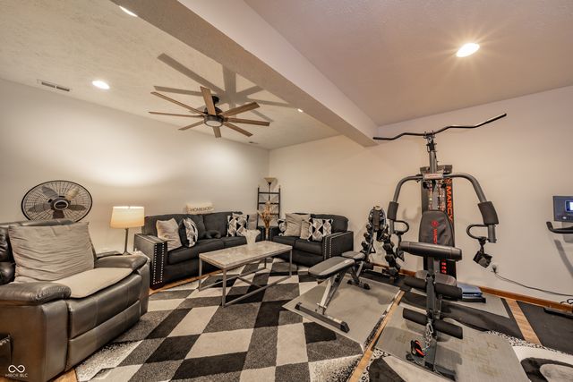 1517 Cherry Tree Road, Avon, IN 46123