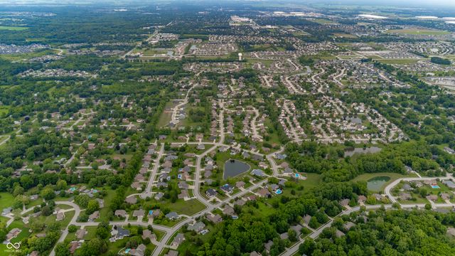 1517 Cherry Tree Road, Avon, IN 46123