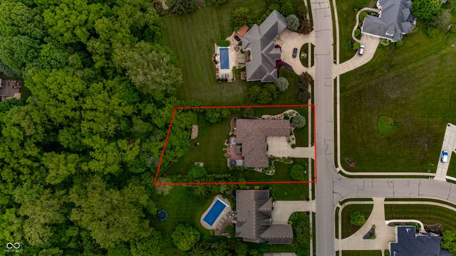 1517 Cherry Tree Road, Avon, IN 46123