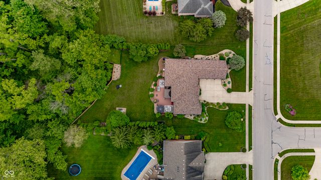 1517 Cherry Tree Road, Avon, IN 46123