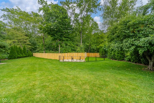 1517 Cherry Tree Road, Avon, IN 46123