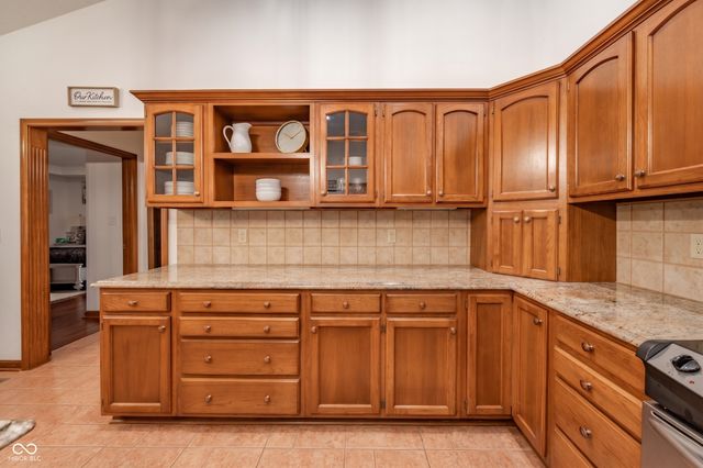 1517 Cherry Tree Road, Avon, IN 46123
