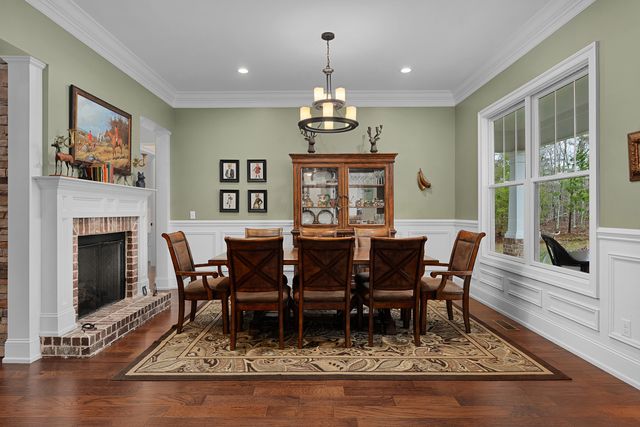 1977 Sitton Mills Place, Signal Mountain, TN 37377