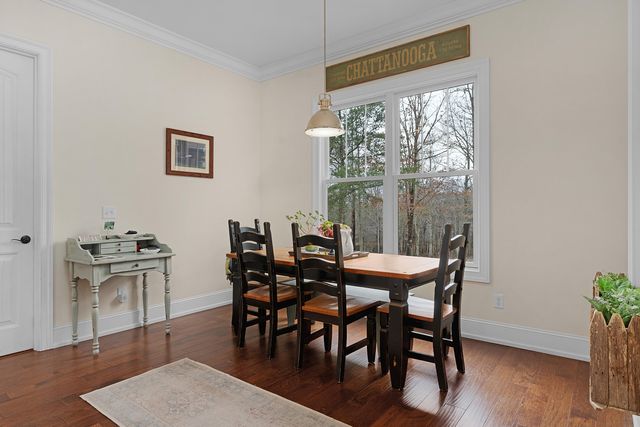 1977 Sitton Mills Place, Signal Mountain, TN 37377