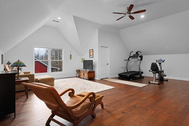 1977 Sitton Mills Place, Signal Mountain, TN 37377