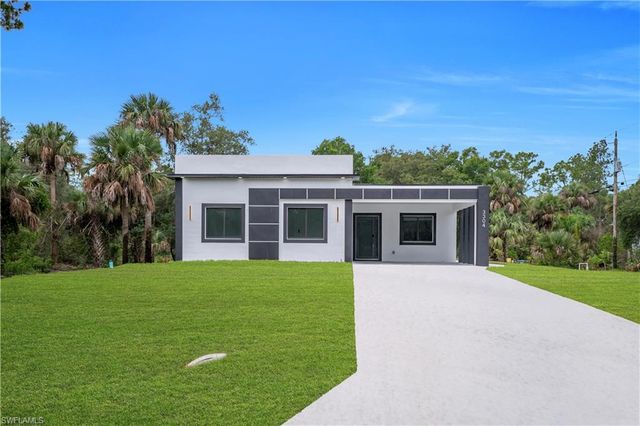 3304 E 15th ST, Lehigh Acres, FL 33972