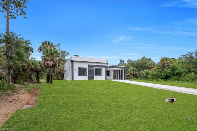 3304 E 15th ST, Lehigh Acres, FL 33972