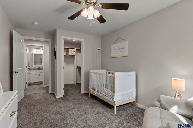 10277 Wayborough Lane, Lincoln, NE 68527