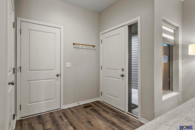 10277 Wayborough Lane, Lincoln, NE 68527