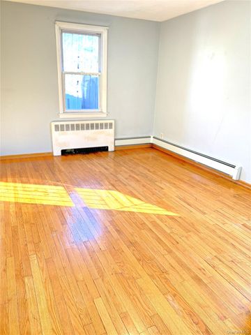 15831 79th Avenue, Fresh Meadows, NY 11366