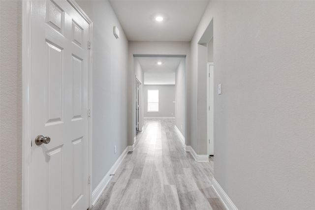 9016 Bison Creek Drive, Fort Worth, TX 76131