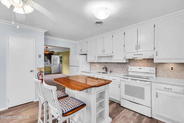 31 Maine Avenue A, Manchester, NJ 08759