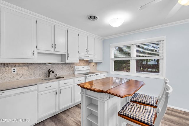 31 Maine Avenue A, Manchester, NJ 08759