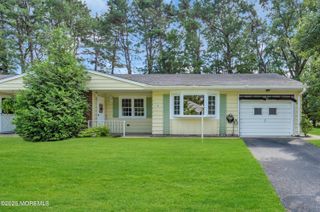 31 Maine Avenue A, Manchester, NJ 08759