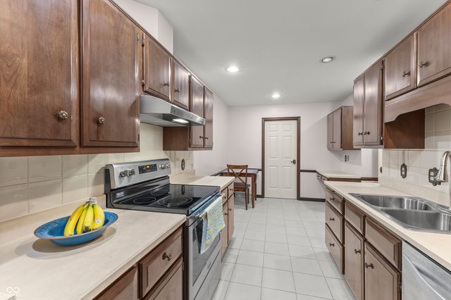 2848 Jamieson Lane, Indianapolis, IN 46268