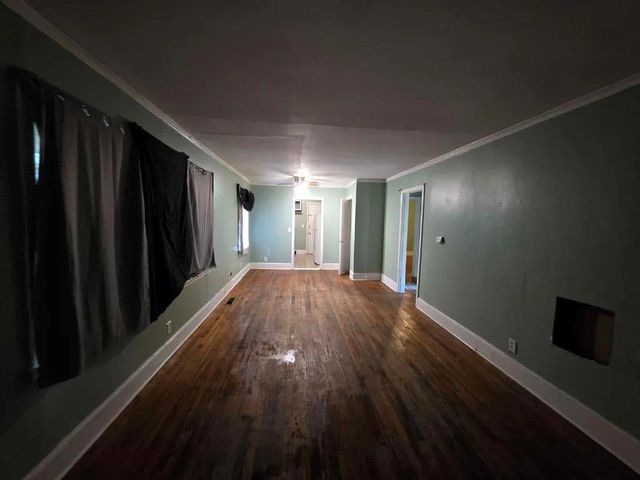 2749 Dale Creek Drive, Atlanta, GA 30318
