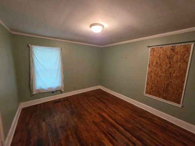 2749 Dale Creek Drive, Atlanta, GA 30318