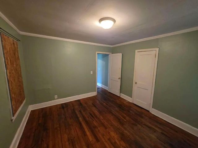2749 Dale Creek Drive, Atlanta, GA 30318