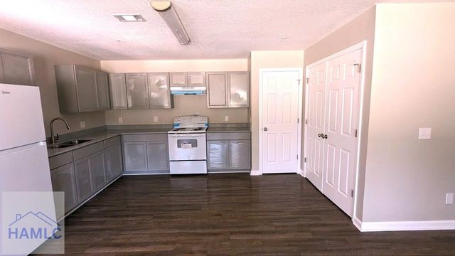 1474-1 Kelly Drive, Hinesville, GA 31313