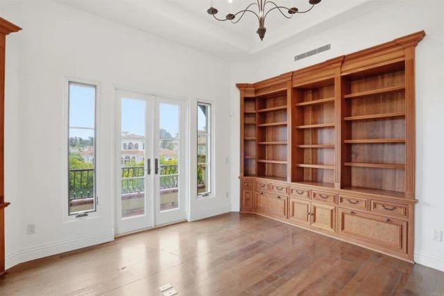 7206 Aviara Drive, Carlsbad, CA 92011