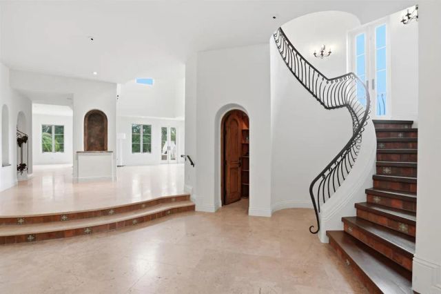 7206 Aviara Drive, Carlsbad, CA 92011