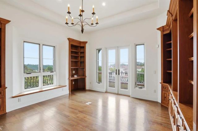 7206 Aviara Drive, Carlsbad, CA 92011