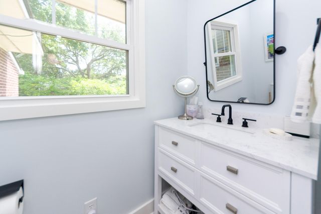 743 Sinlea Avenue, Mount Pleasant, SC 29464