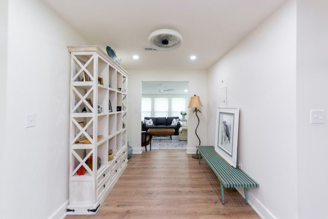 743 Sinlea Avenue, Mount Pleasant, SC 29464