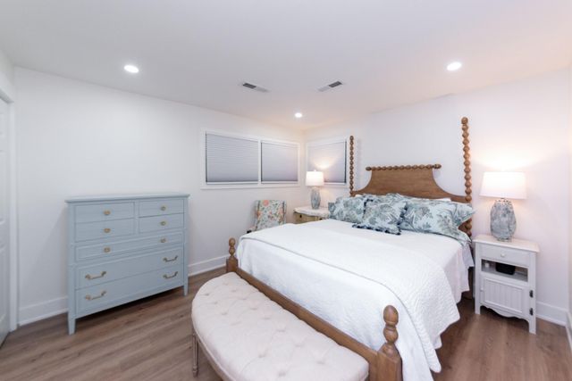 743 Sinlea Avenue, Mount Pleasant, SC 29464