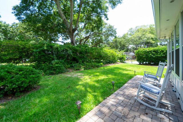 743 Sinlea Avenue, Mount Pleasant, SC 29464