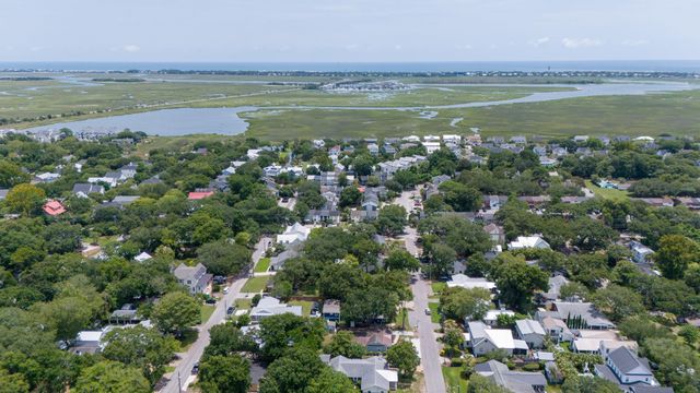 743 Sinlea Avenue, Mount Pleasant, SC 29464