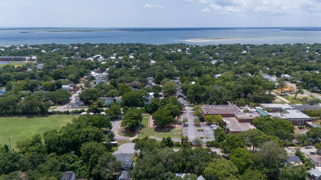 743 Sinlea Avenue, Mount Pleasant, SC 29464