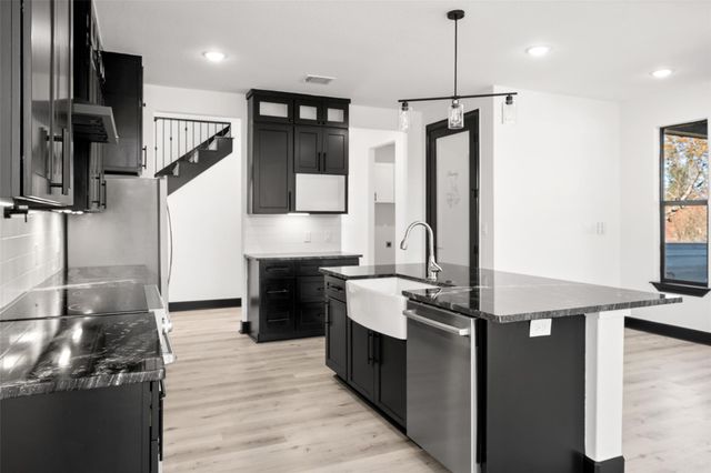 42 Candlestick Drive, Trinity, TX 75862