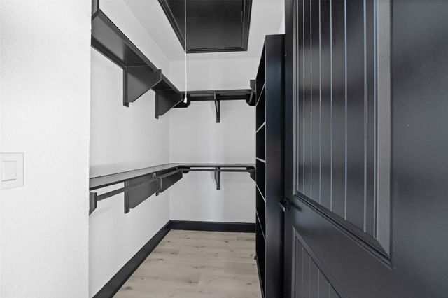 42 Candlestick Drive, Trinity, TX 75862