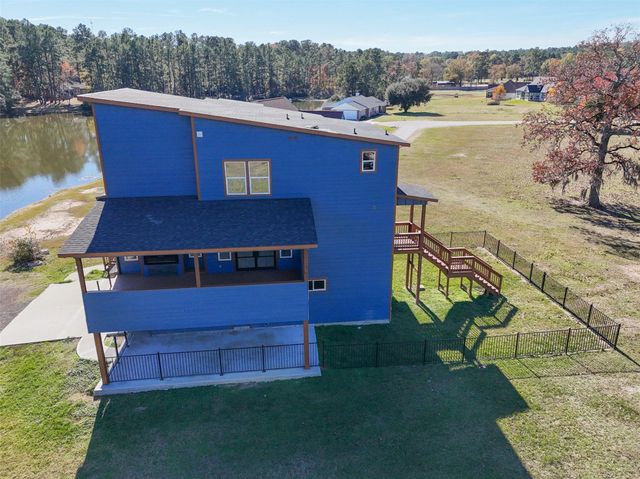42 Candlestick Drive, Trinity, TX 75862